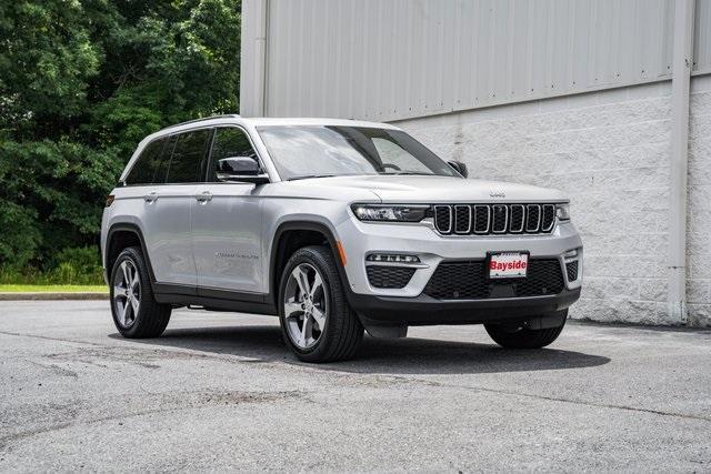 used 2024 Jeep Grand Cherokee car, priced at $40,000