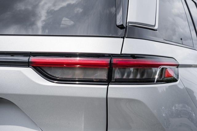 used 2024 Jeep Grand Cherokee car, priced at $40,000