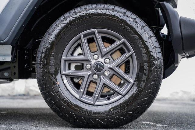 new 2025 Jeep Wrangler car, priced at $41,500