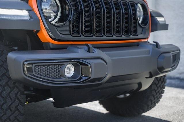 new 2025 Jeep Wrangler car, priced at $47,995
