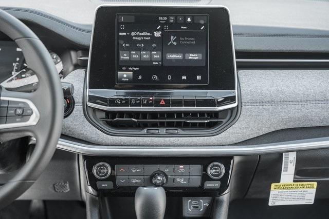 new 2025 Jeep Compass car, priced at $25,995