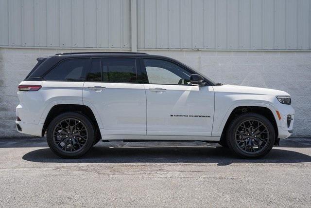 new 2025 Jeep Grand Cherokee car, priced at $58,495