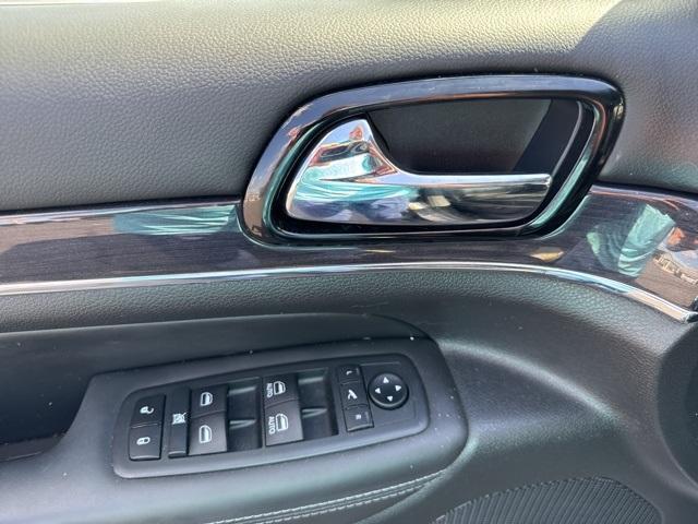 used 2020 Jeep Grand Cherokee car, priced at $24,000