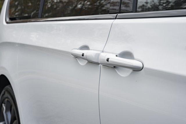 new 2026 Chrysler Pacifica car, priced at $42,000