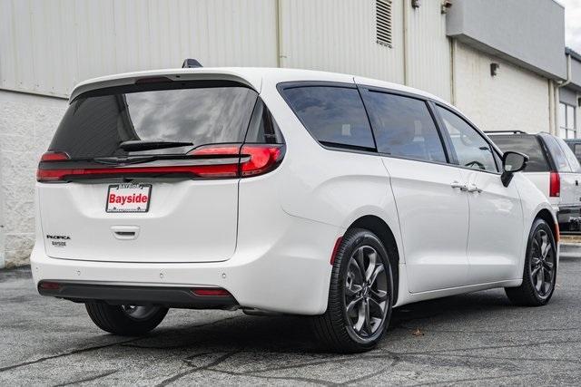 new 2026 Chrysler Pacifica car, priced at $42,000