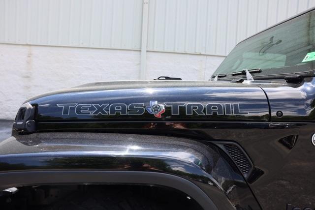 used 2021 Jeep Gladiator car, priced at $33,250