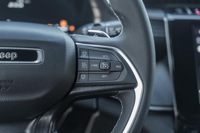 new 2025 Jeep Grand Cherokee L car, priced at $36,995
