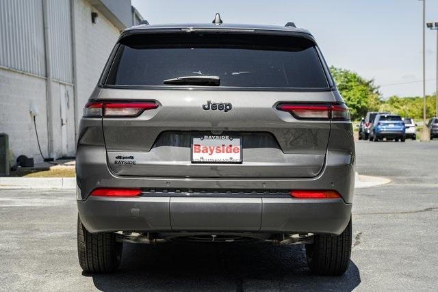 new 2024 Jeep Grand Cherokee L car, priced at $40,000