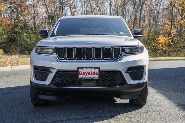 new 2025 Jeep Grand Cherokee car, priced at $34,500