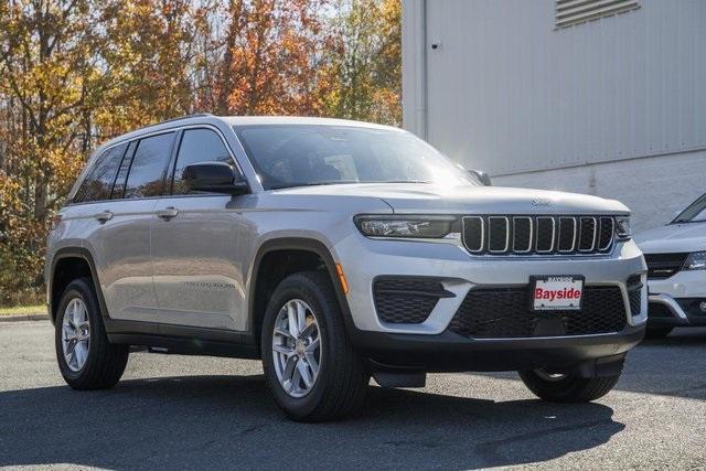 new 2025 Jeep Grand Cherokee car, priced at $34,500