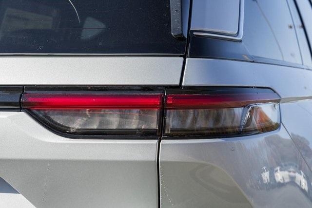 new 2025 Jeep Grand Cherokee car, priced at $34,500