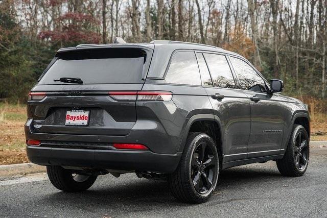 used 2022 Jeep Grand Cherokee car, priced at $24,000