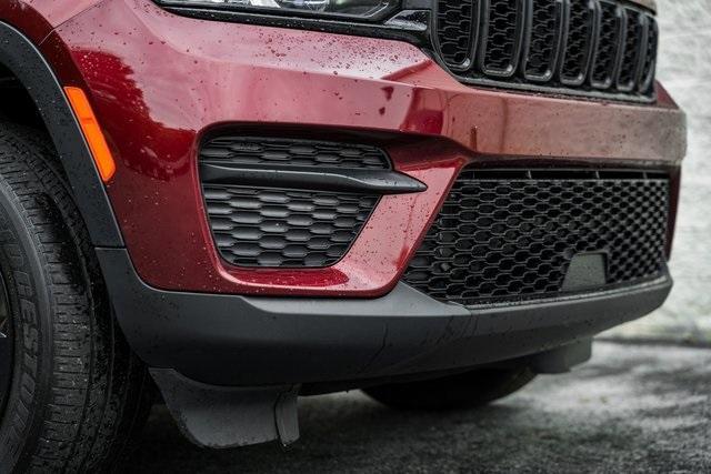 used 2023 Jeep Grand Cherokee car, priced at $28,250