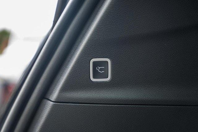 new 2026 Chrysler Pacifica car, priced at $38,995