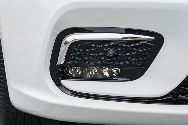 new 2026 Chrysler Pacifica car, priced at $38,995