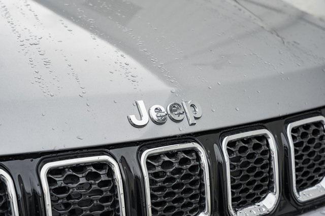 new 2024 Jeep Compass car, priced at $30,000