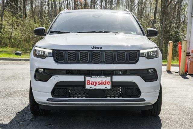new 2025 Jeep Compass car, priced at $30,000