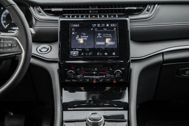 new 2025 Jeep Grand Cherokee L car, priced at $35,000