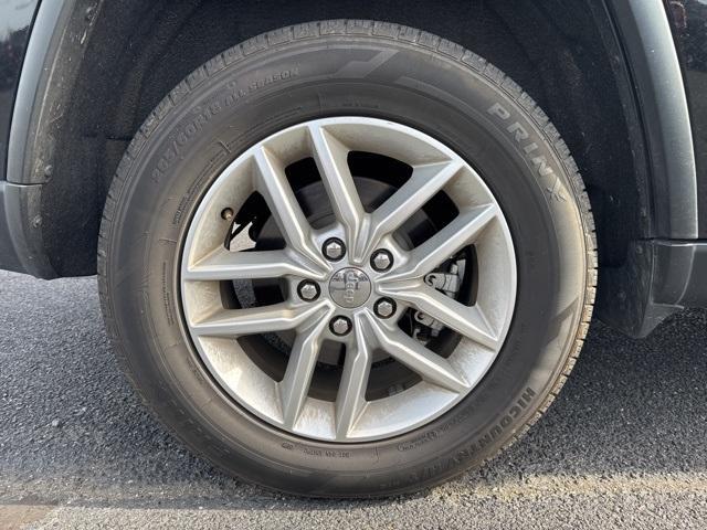 used 2018 Jeep Grand Cherokee car, priced at $15,500