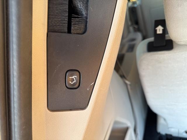 used 2015 Chrysler Town & Country car, priced at $5,250