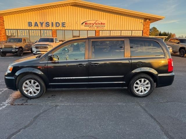 used 2015 Chrysler Town & Country car, priced at $5,250