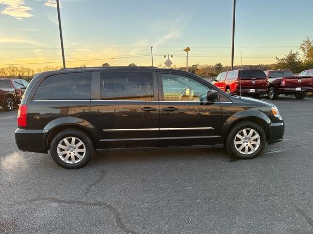 used 2015 Chrysler Town & Country car, priced at $5,250
