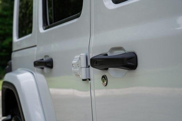 new 2025 Jeep Wrangler car, priced at $46,250