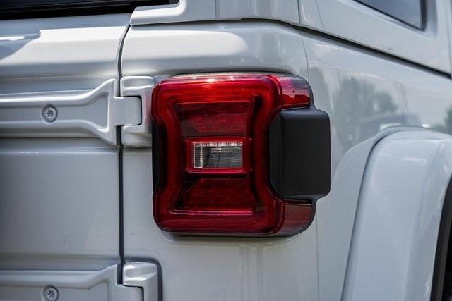 new 2025 Jeep Wrangler car, priced at $46,250