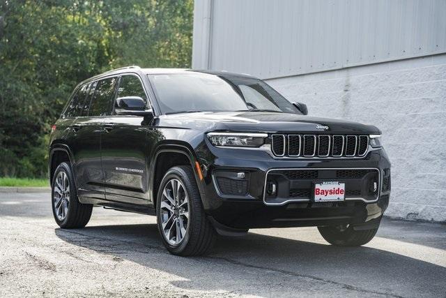 new 2025 Jeep Grand Cherokee car, priced at $59,995