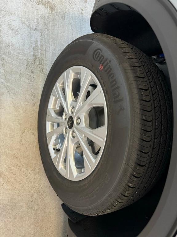 used 2024 Ford Escape car, priced at $22,995