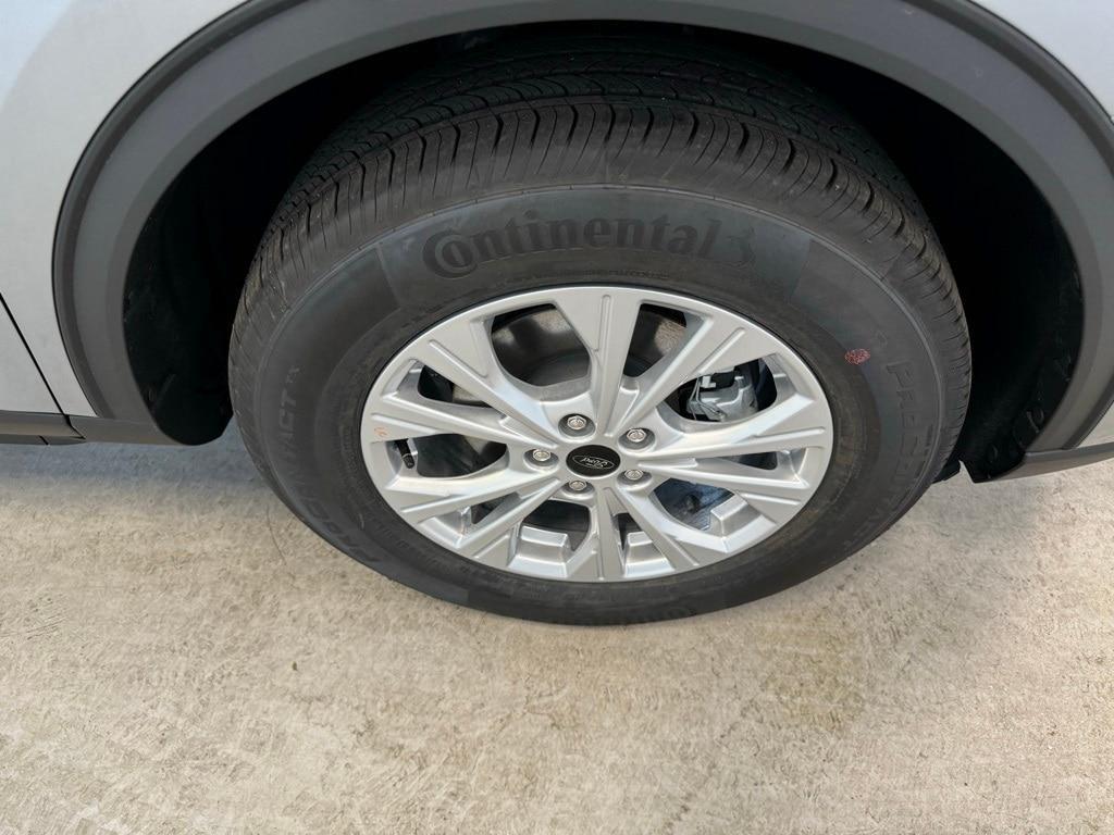 used 2024 Ford Escape car, priced at $22,995