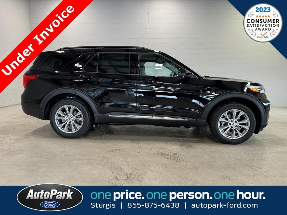 new 2024 Ford Explorer car, priced at $48,750
