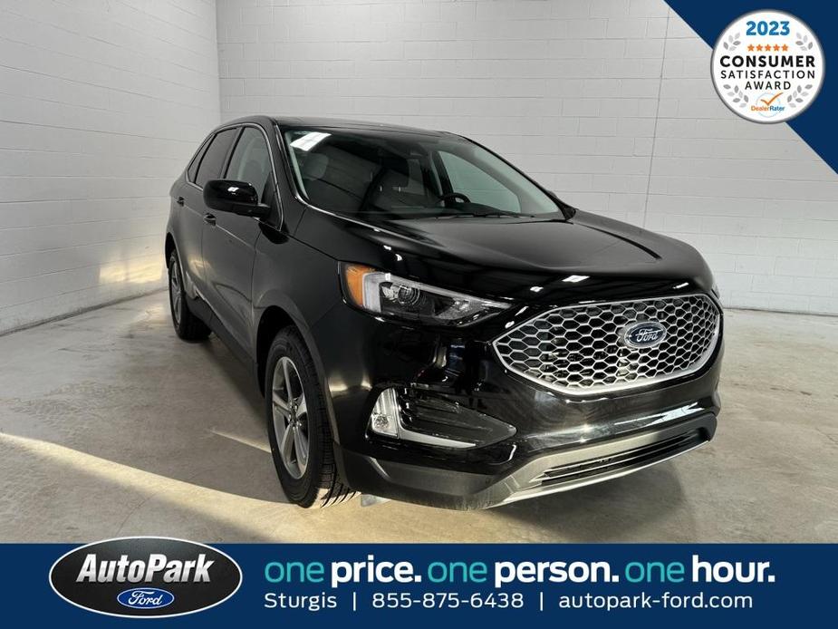 new 2024 Ford Edge car, priced at $43,107