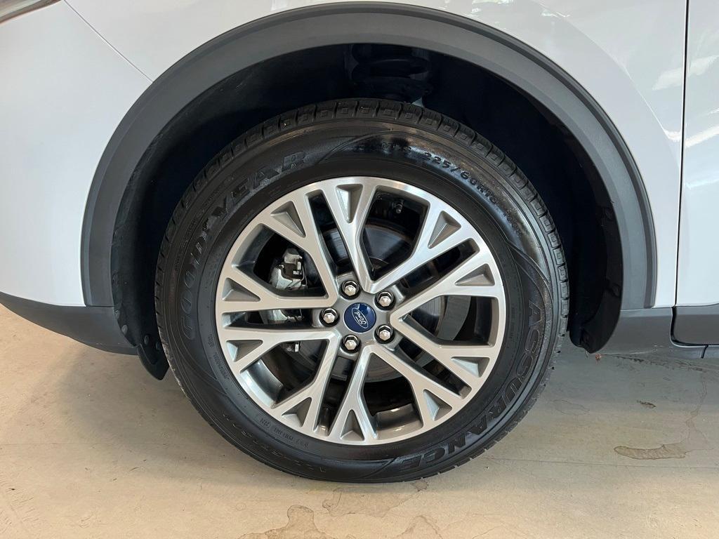 used 2022 Ford Escape car, priced at $18,981