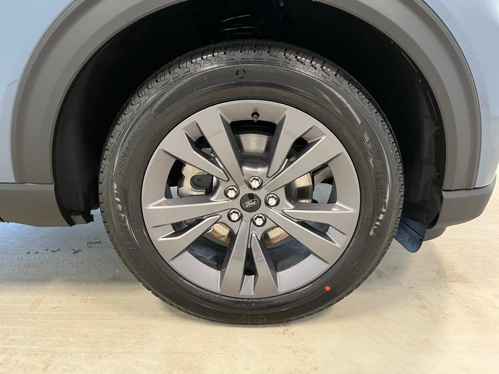 new 2025 Ford Explorer car, priced at $47,180
