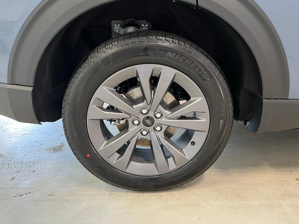 new 2025 Ford Explorer car, priced at $47,180