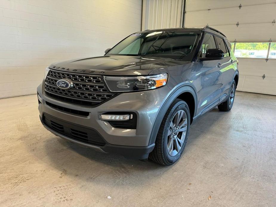 used 2022 Ford Explorer car