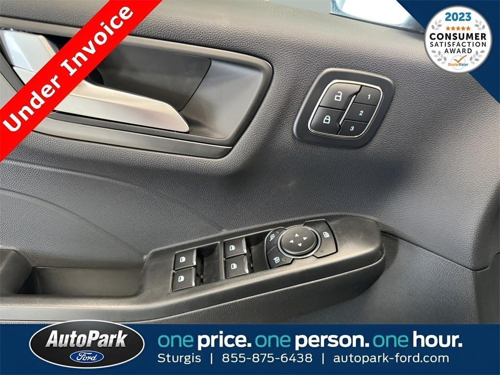 used 2024 Ford Escape car, priced at $28,995