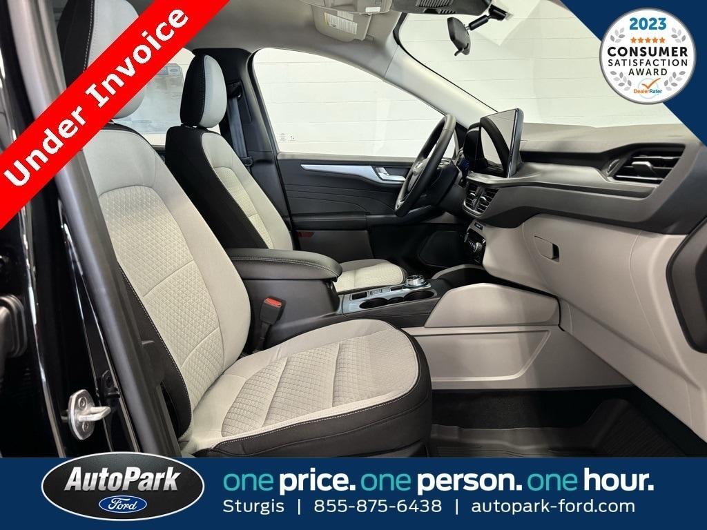 used 2024 Ford Escape car, priced at $28,995