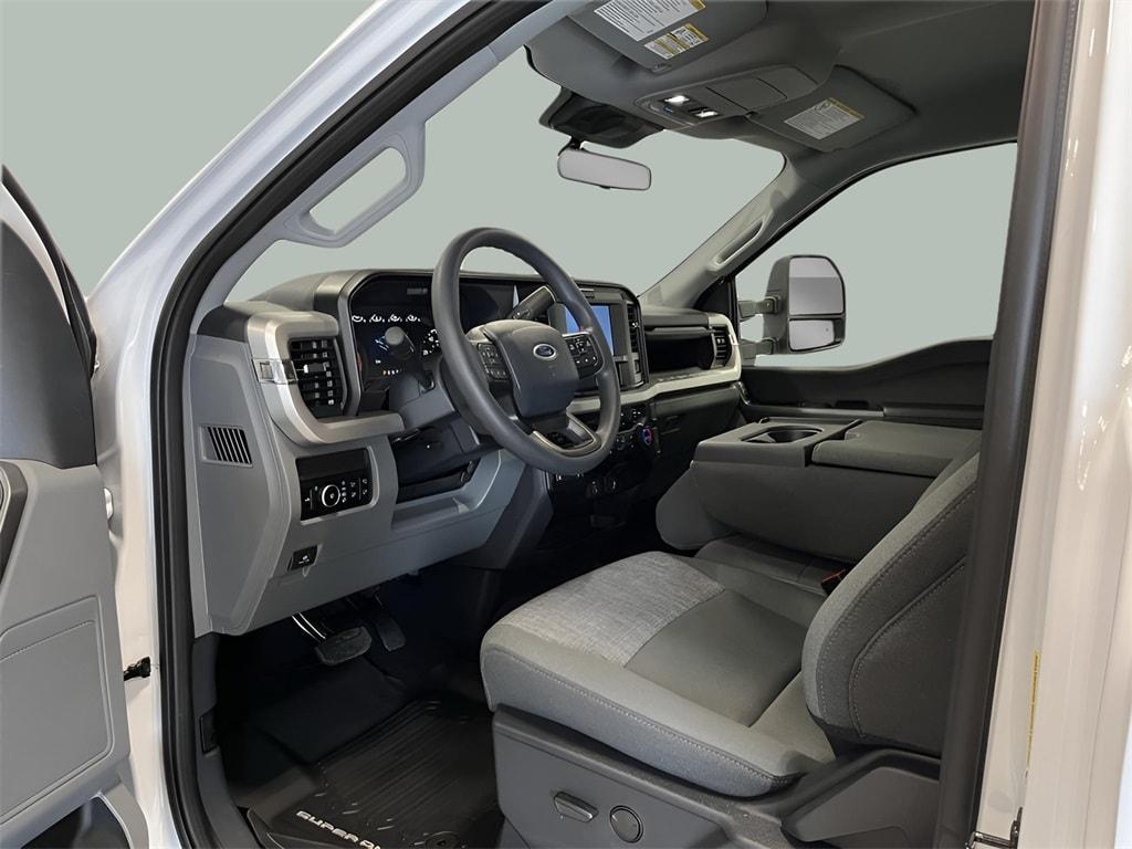 new 2025 Ford F-350 car, priced at $53,155