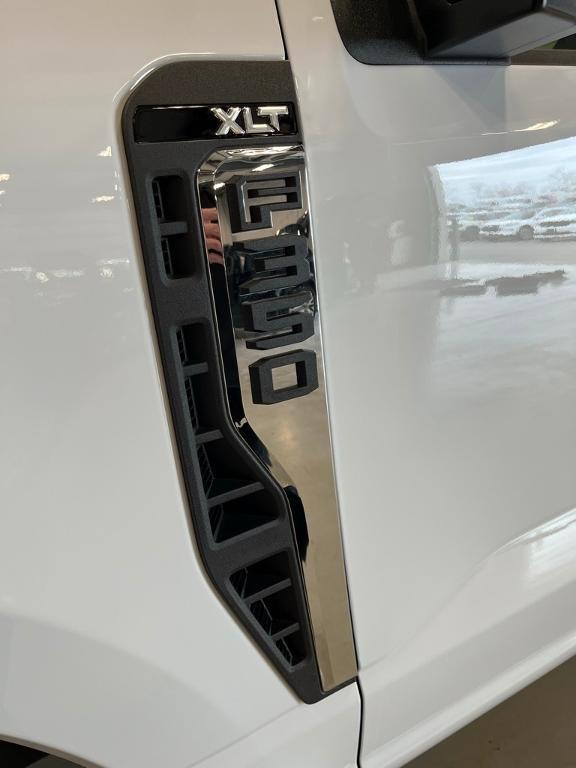 new 2025 Ford F-350 car, priced at $53,155