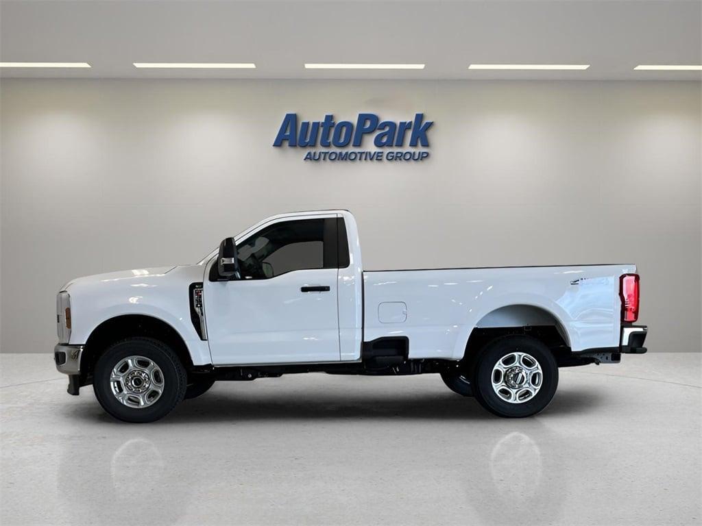 new 2025 Ford F-350 car, priced at $53,155