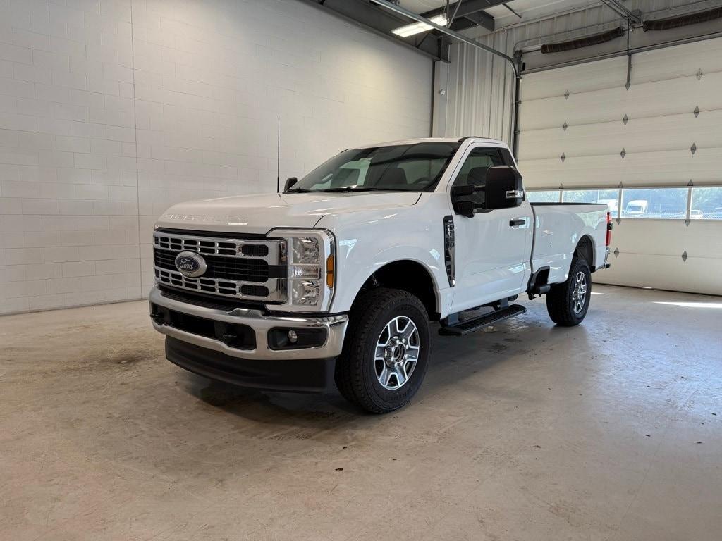 new 2025 Ford F-250 car, priced at $48,916