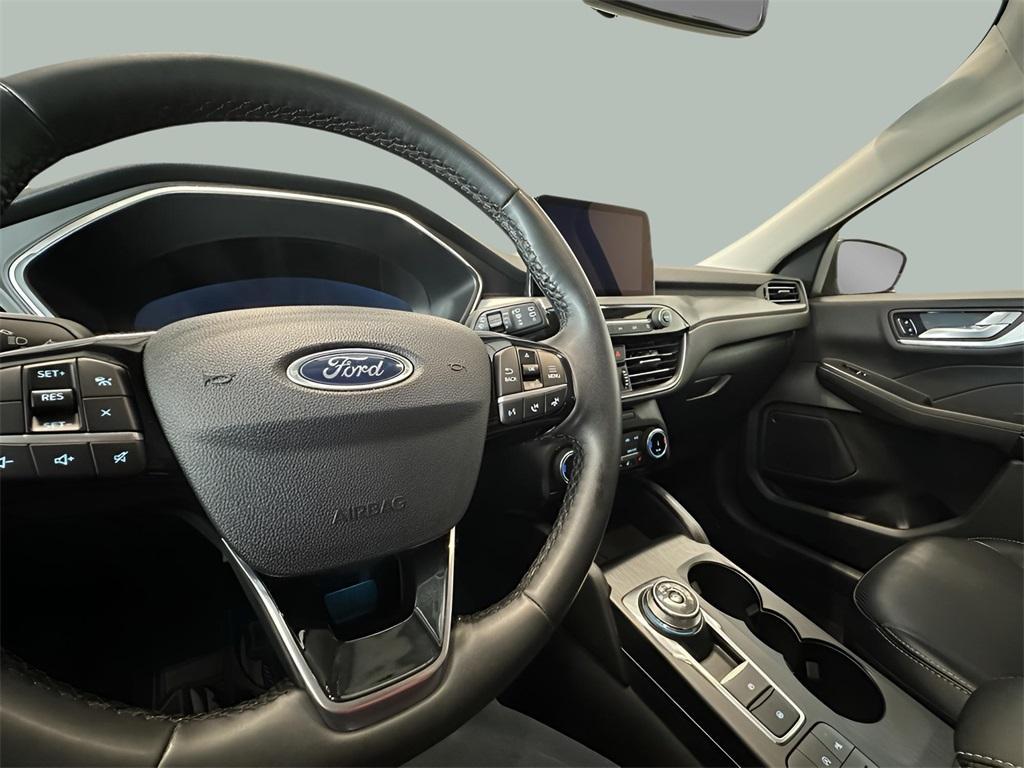 used 2022 Ford Escape car, priced at $21,995