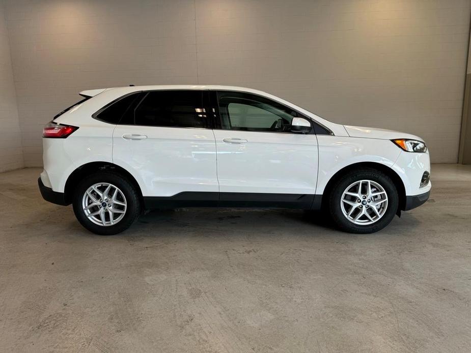 used 2022 Ford Edge car