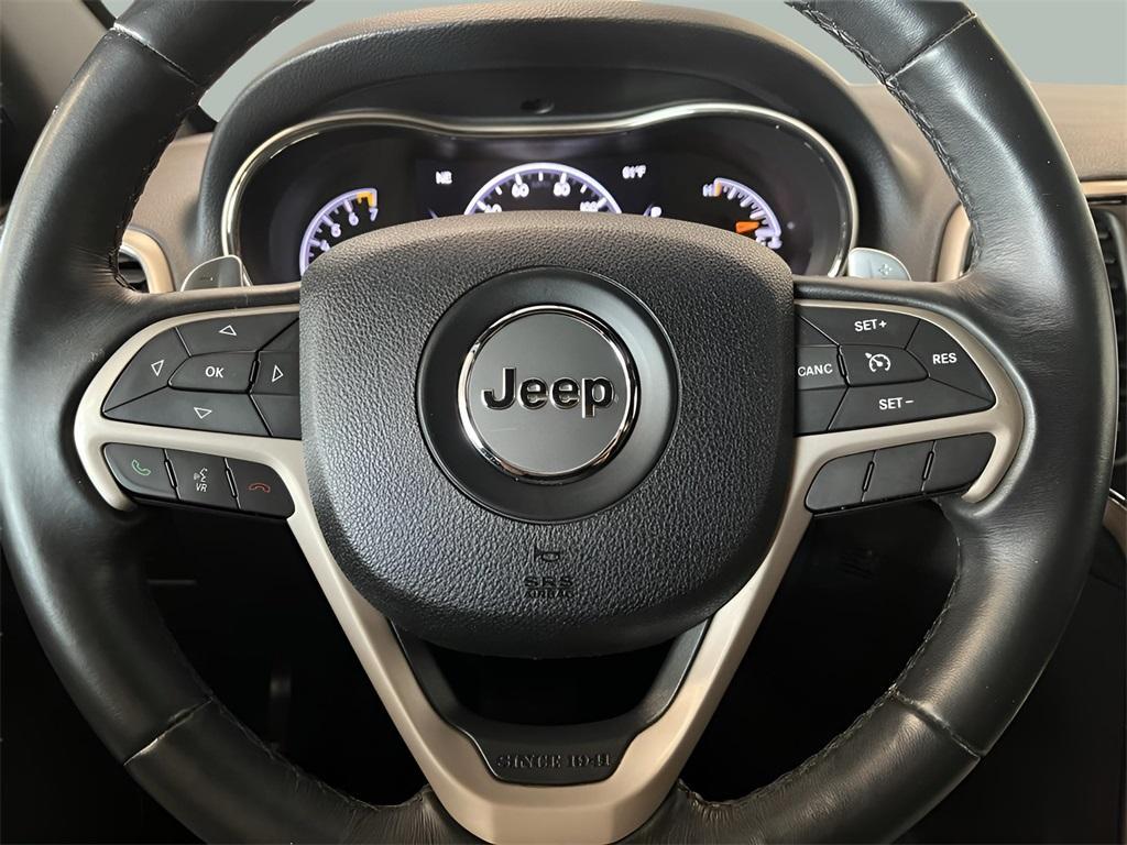 used 2017 Jeep Grand Cherokee car, priced at $13,989