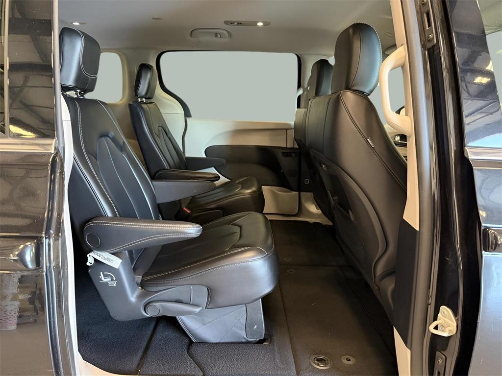 used 2023 Chrysler Pacifica car, priced at $23,995