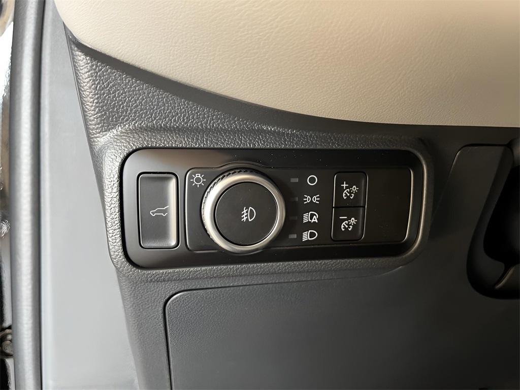 new 2025 Ford Explorer car, priced at $44,993