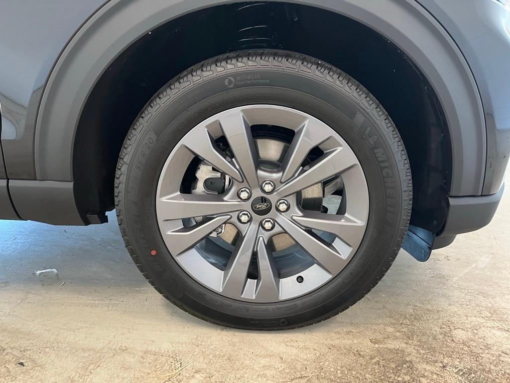 used 2025 Ford Explorer car, priced at $44,993