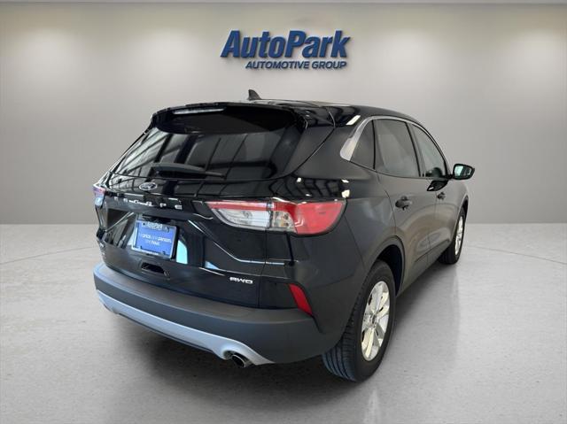 used 2022 Ford Escape car, priced at $18,995